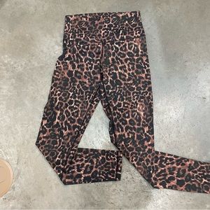 DYI Leopard Leggings